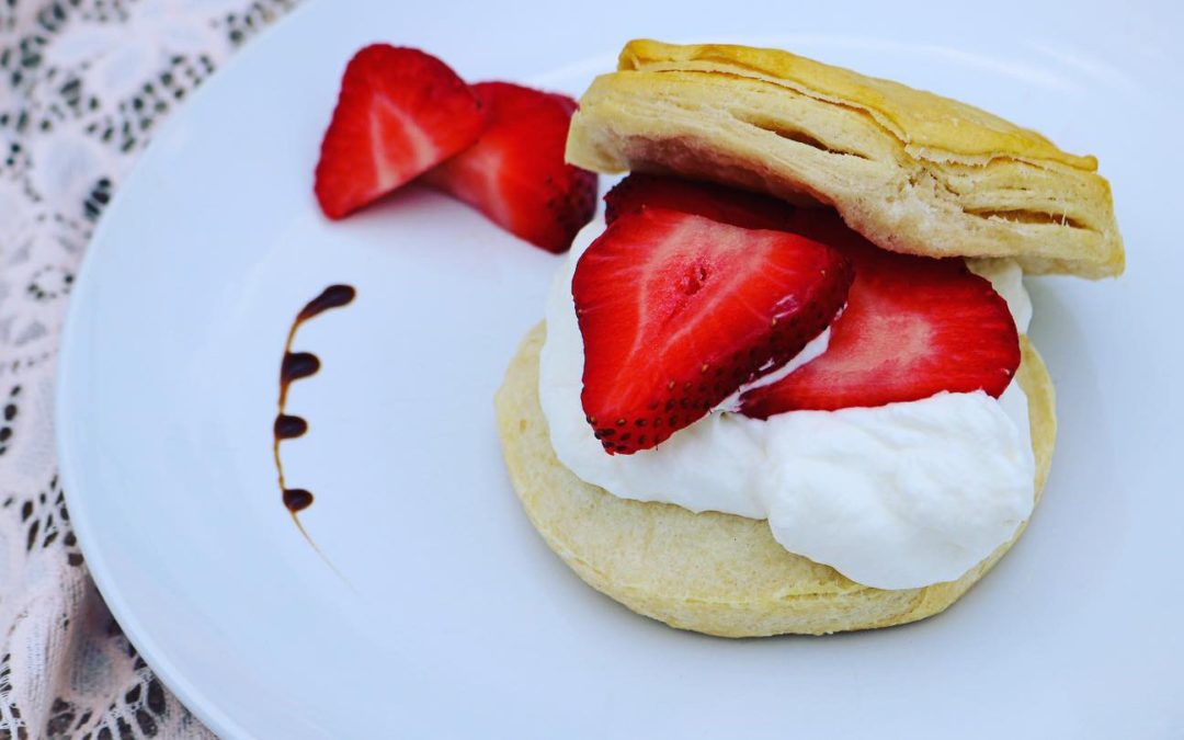 Strawberry Biscuit Cakes